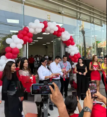Carsa Motos sigue creciendo en Iquitos con la inauguración de su nueva sede Quiñones